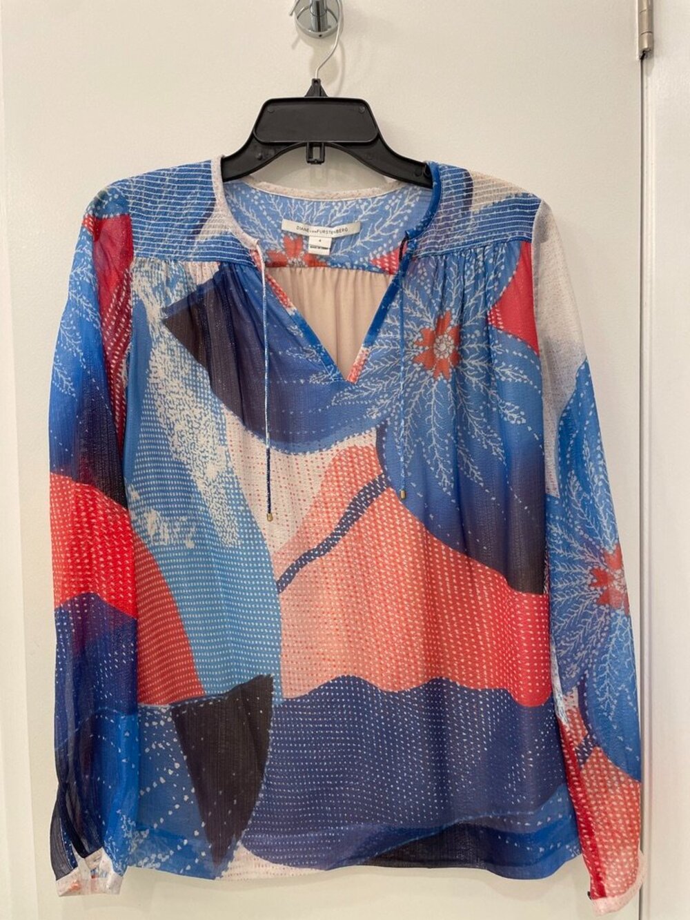 Diane Von Fustenberg Silk Floral-Print Long Sleeve Top